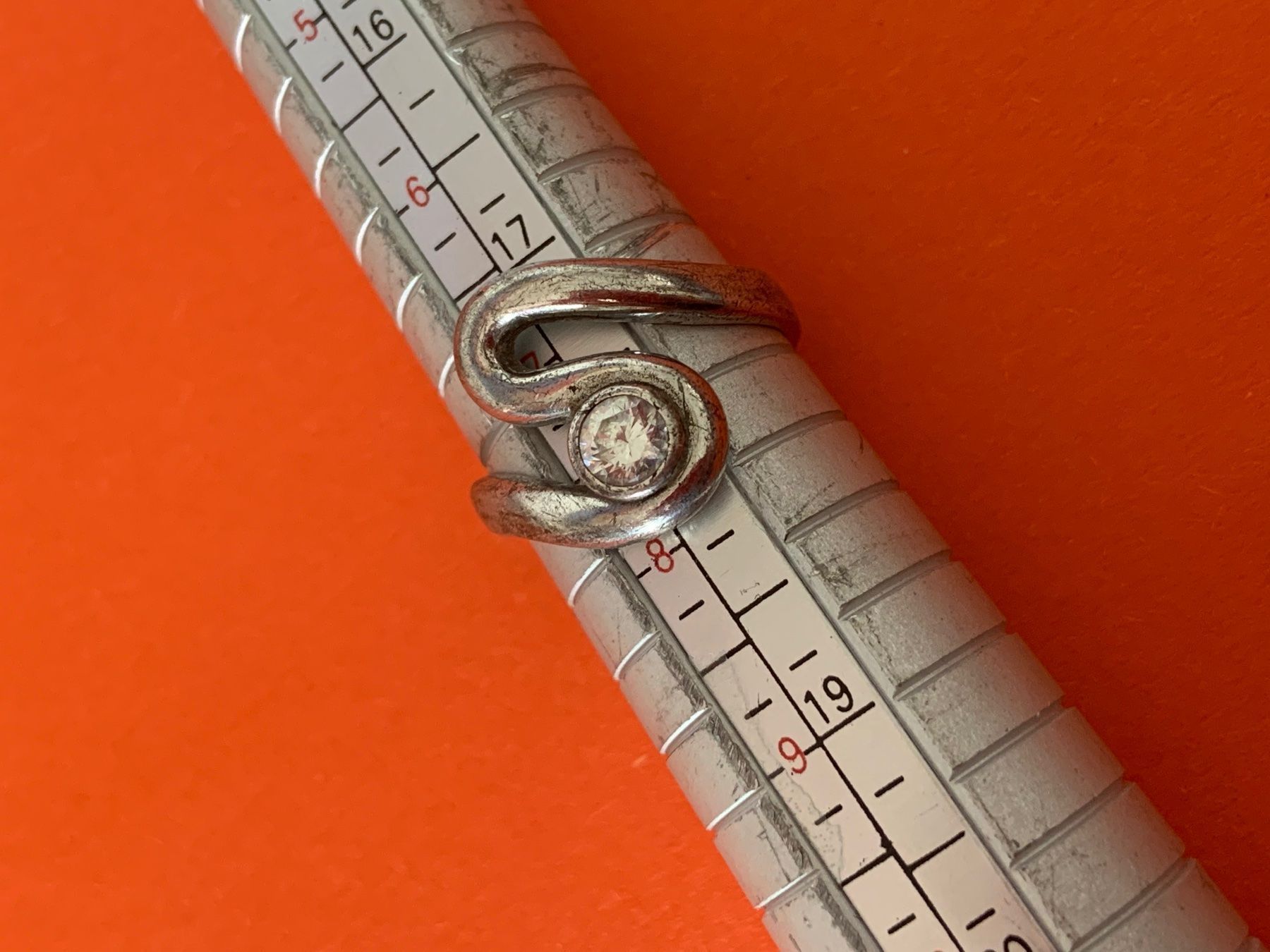 Anelli: Silberring S-Form mit rundem Stein (56) – Usato da Dittingen venduto da Bijoubelle 5