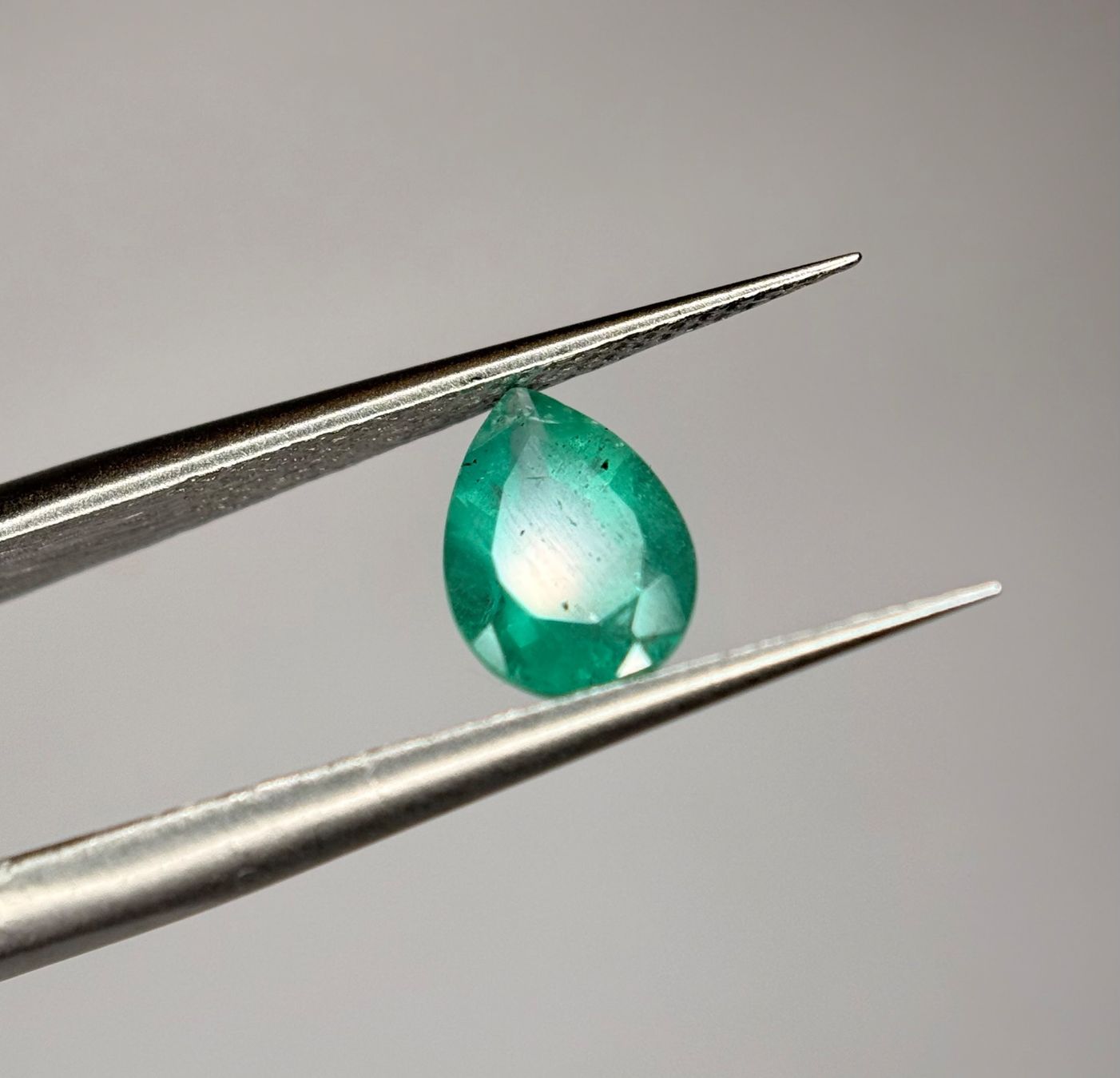 Pietre preziose: Ab 1 Fr. - 0.88 ct Smaragd mit Zertifikat – Nuovo (secondo la descrizione) da Mauren venduto da LieGems 3