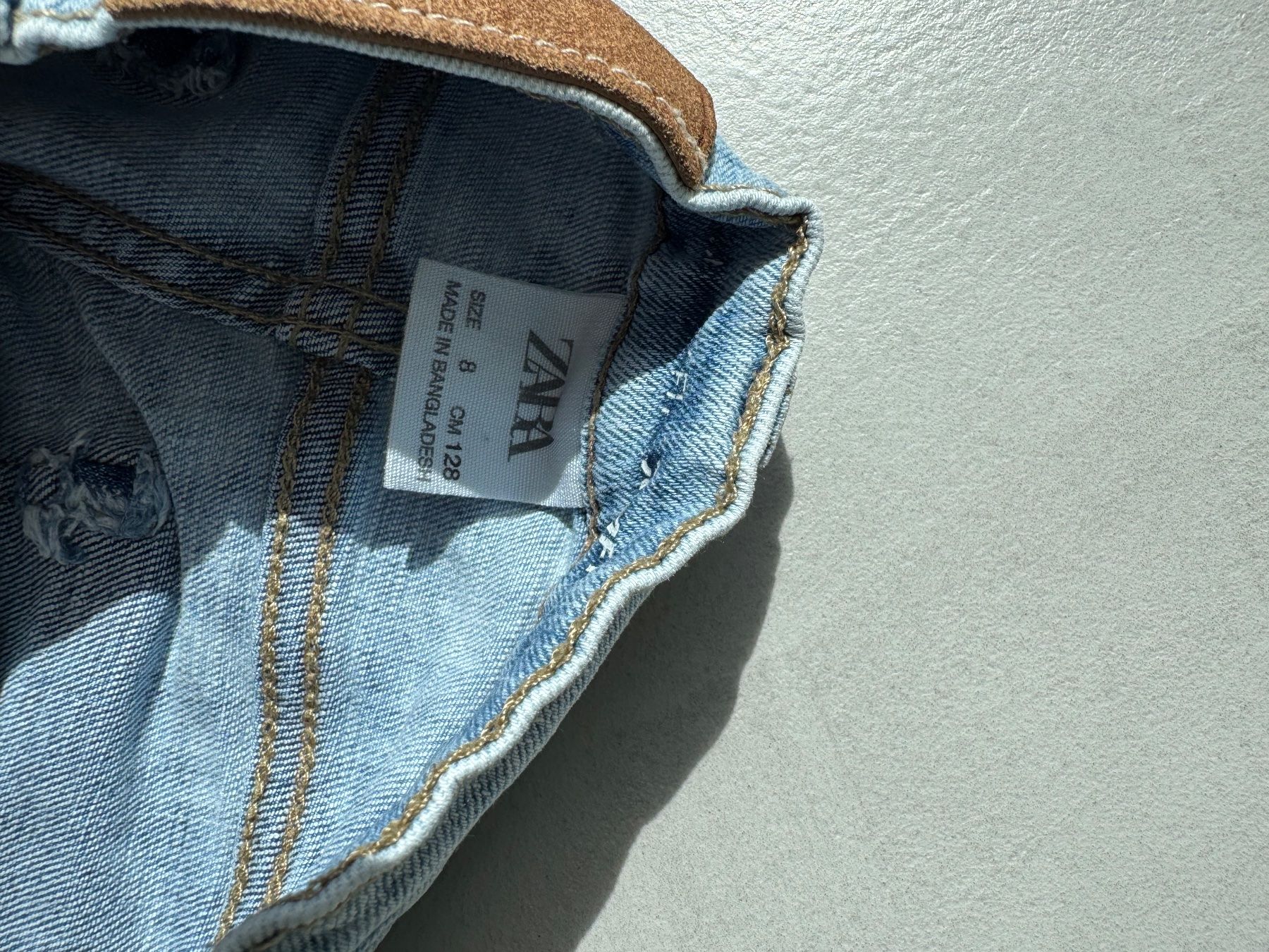 Zara Lotti & Set di vestiti: Kleiderpaket Jeans & Bluse, 128 – Usato da Siebnen venduto da Nulu12 2