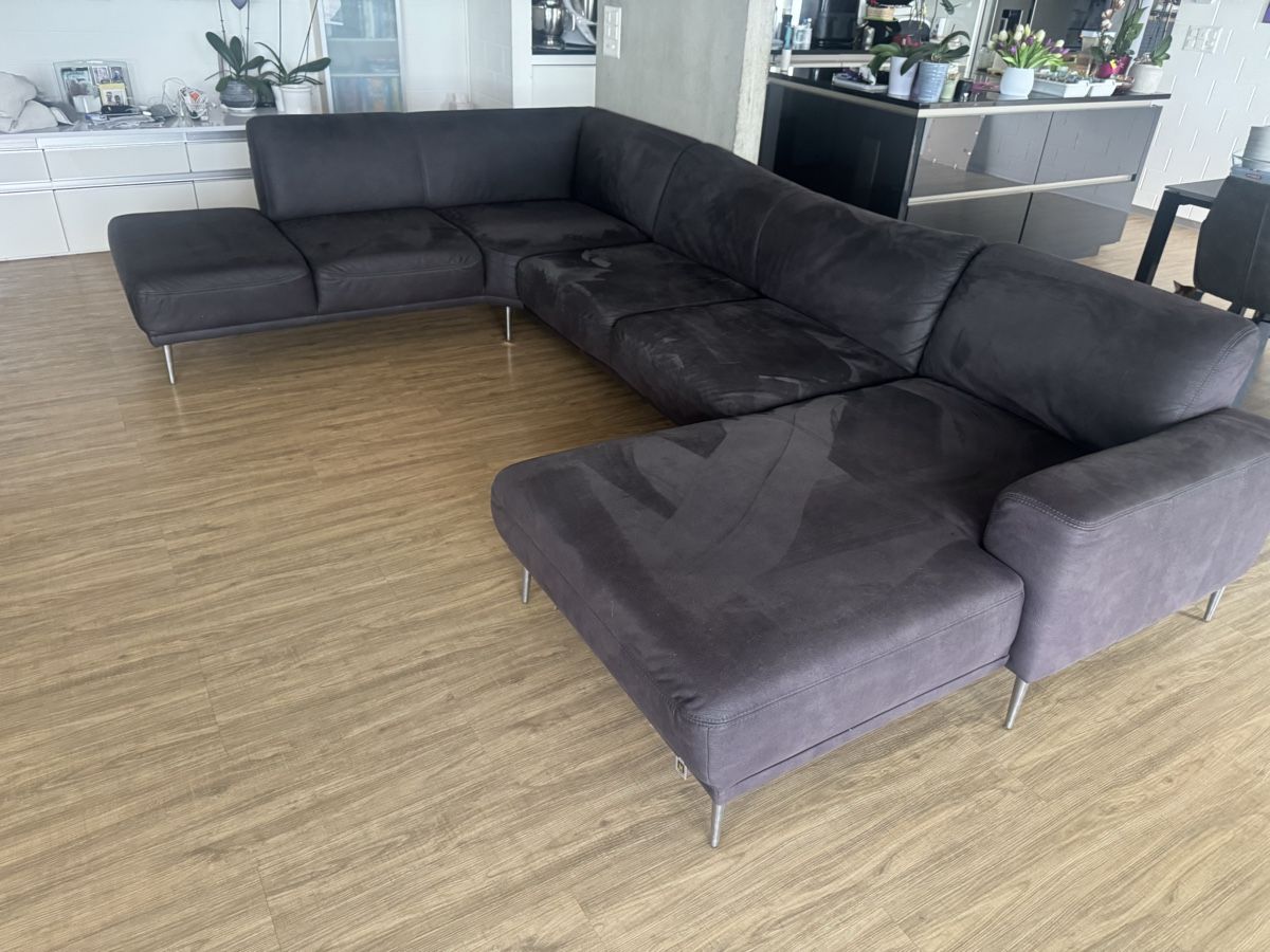 Divani: Grosses Ecksofa, dunkelgraues Microfaser, Top Zustand! – Usato da Schnottwil venduto da Garuso 3