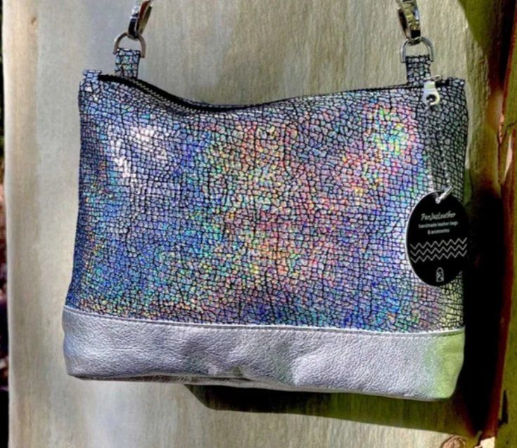 Borse da donna: Sac holographic cuir – Nuovo (secondo la descrizione) da uvrier venduto da lau_r7w6