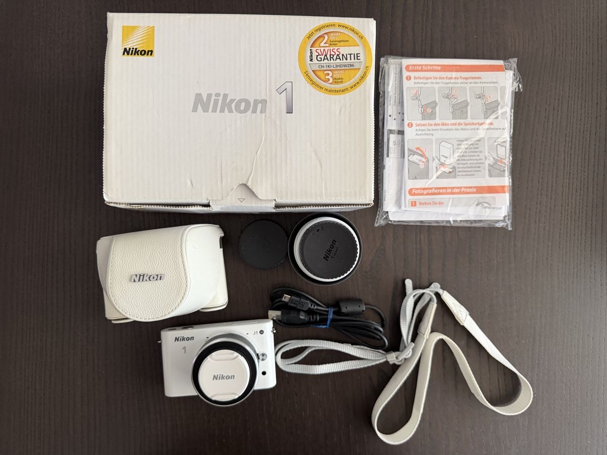 Nikon Fotocamera: Nikon 1 J1 – Usato da Zürich venduto da whsvfifbxj