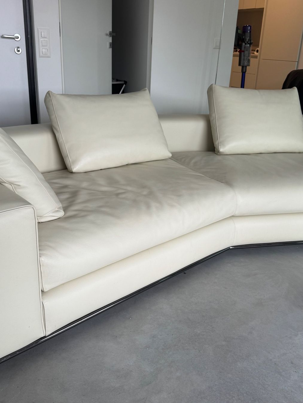 Minotti Divani: Minotti Hamilton Leder Sofa – Usato da Andermatt venduto da sunshine2025