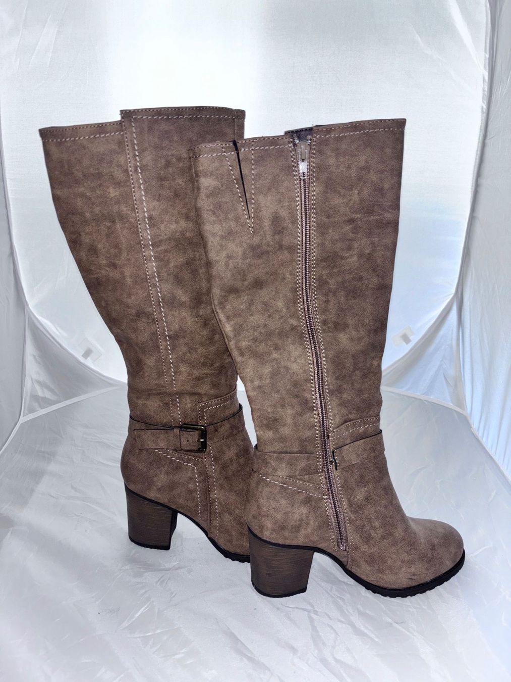 Scarpe da donna: Damen Stiefel – Nuovo (secondo la descrizione) da uster venduto da Torete