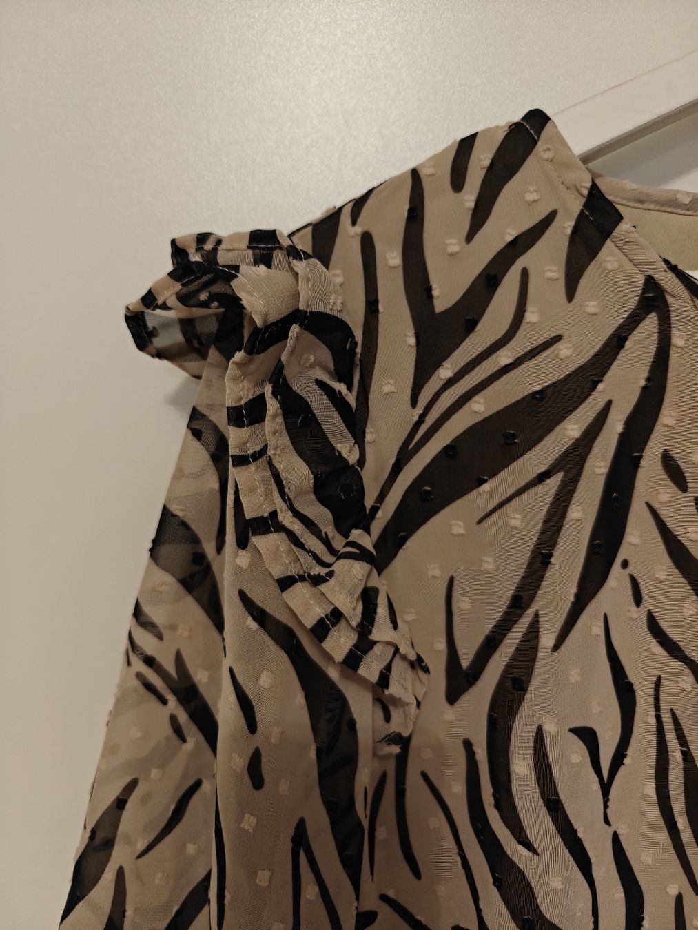 Only Camicette: Bluse - Beige - Gr. L – Nuovo (secondo la descrizione) da Winterthur venduto da Dana_33 1