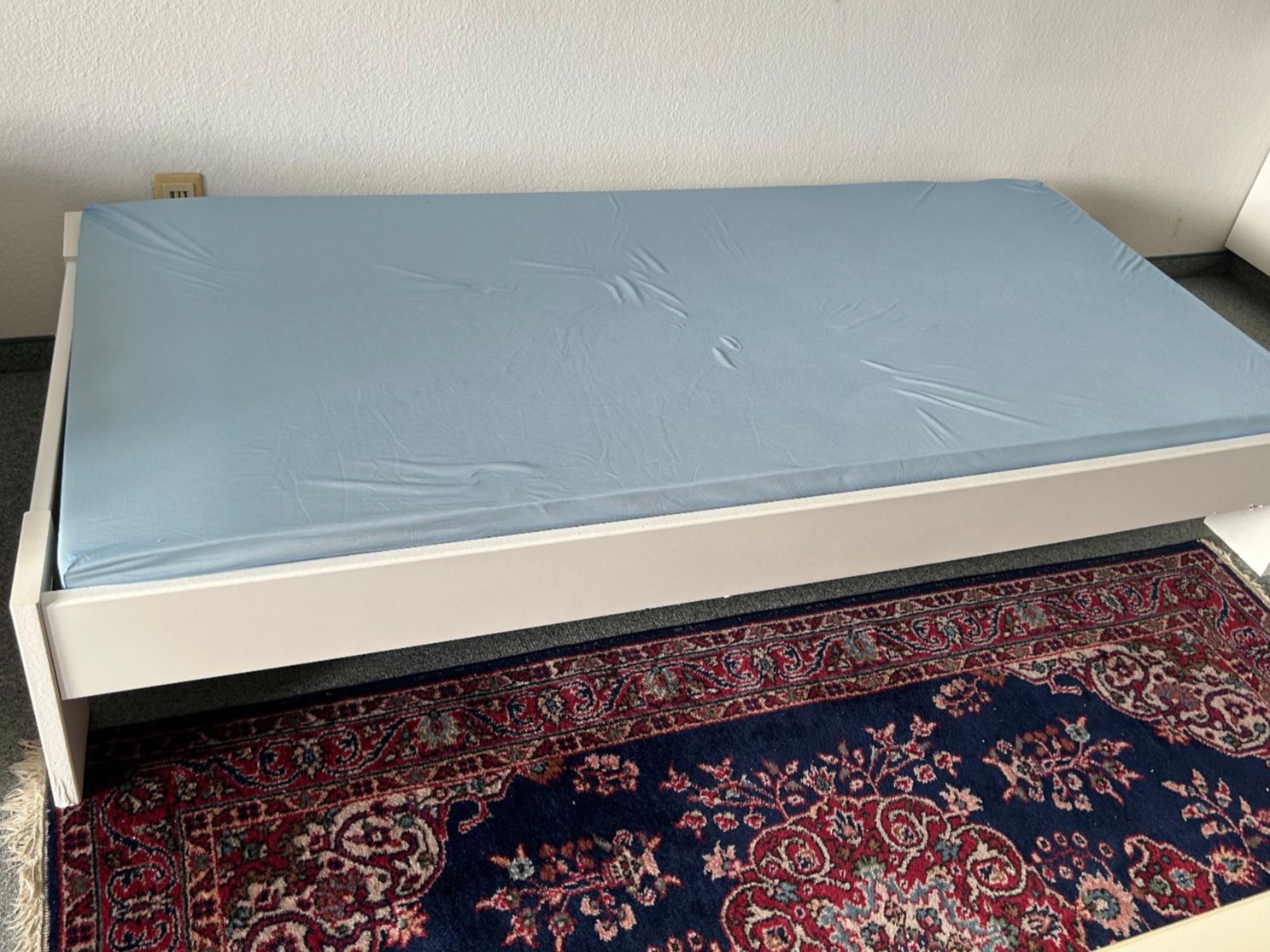 Betten: Bettgestell mit Latten – Gebraucht aus Zürich von timsinde