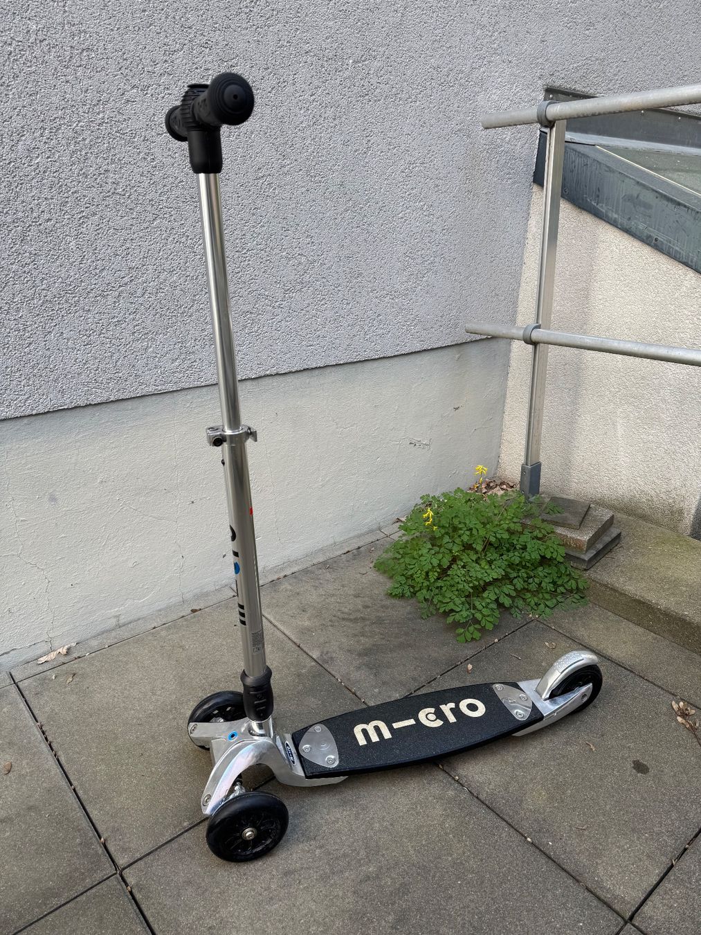 Micro Kickboard: MICRO KICKBOARD ORIGINAL 2.0 – Usato da Biel/Bienne venduto da freitasch