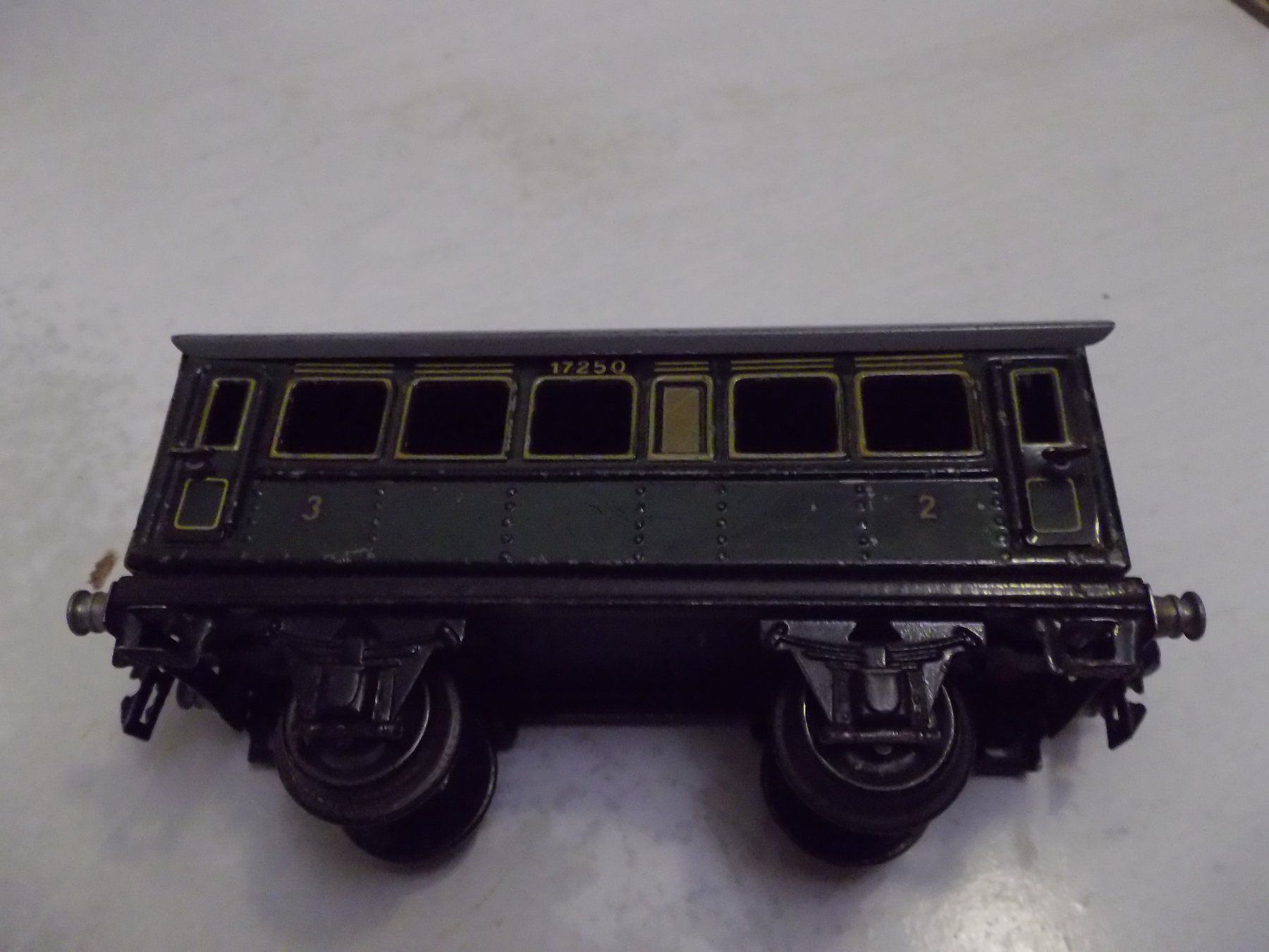 Märklin Modellini di ferrovie: märklin Blech Personenwagen – Usato da Schaffhausen venduto da Oetfel 2