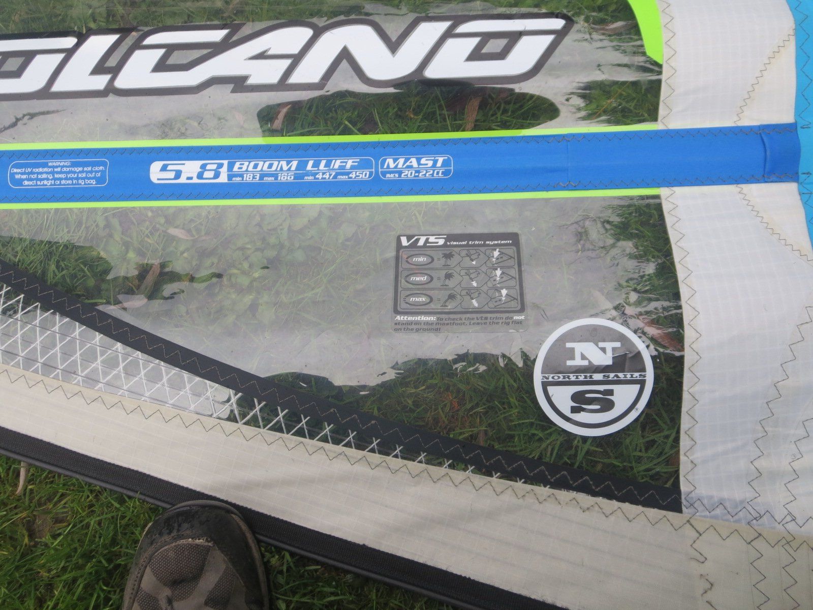 Surfen: North Sails Volcano 5.8 Windsurfsegel – Gebraucht aus Ottikon von Locomotive01 1