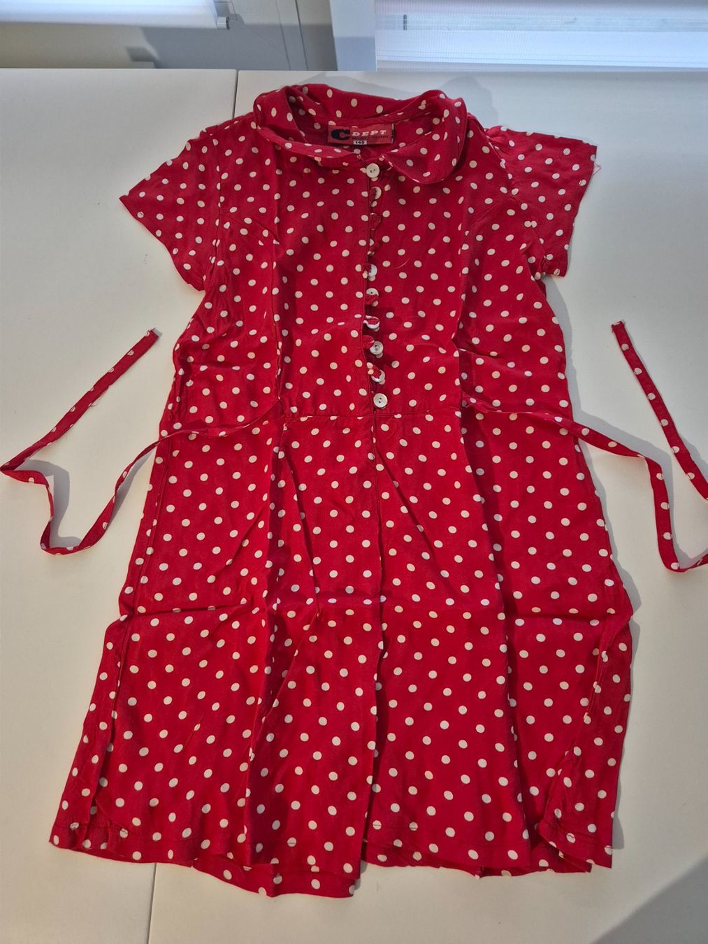 H&M Tute: Hosen-Kleid / Jumpsuit Gr. 140 – Usato da Zürich venduto da pau_y8mv