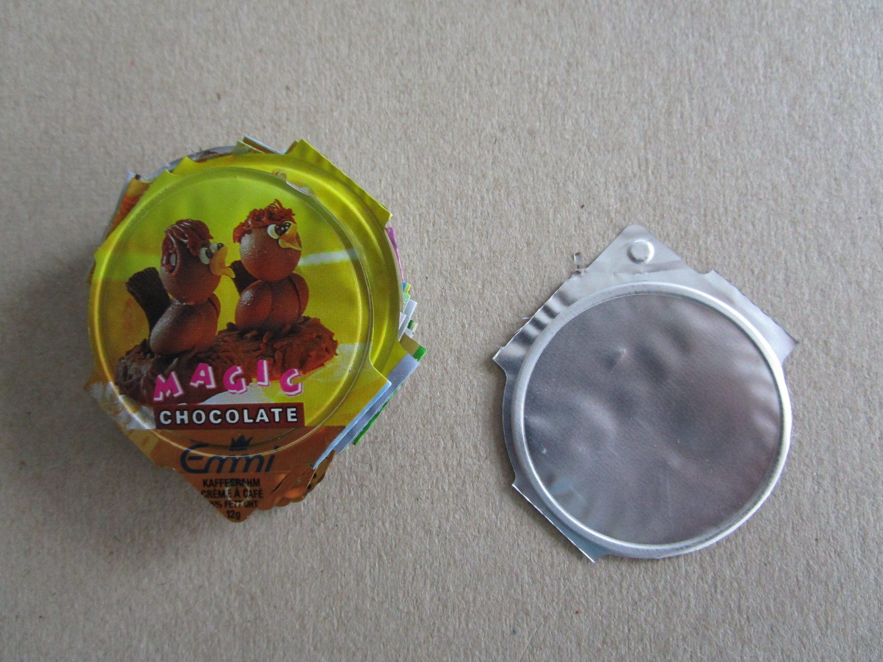 Kaffeerahmdeckel: KRD Magic Chocolate Serie 1.366 – Gebraucht aus Grenchen von Uhus15