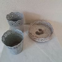 Dekorative Übertöpfe und Schale im Vintage-Stil