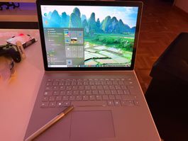 Microsoft Surface Book 13.5 Zoll, plus Stift Intel i5