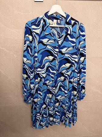 Blaues Sommerkleid