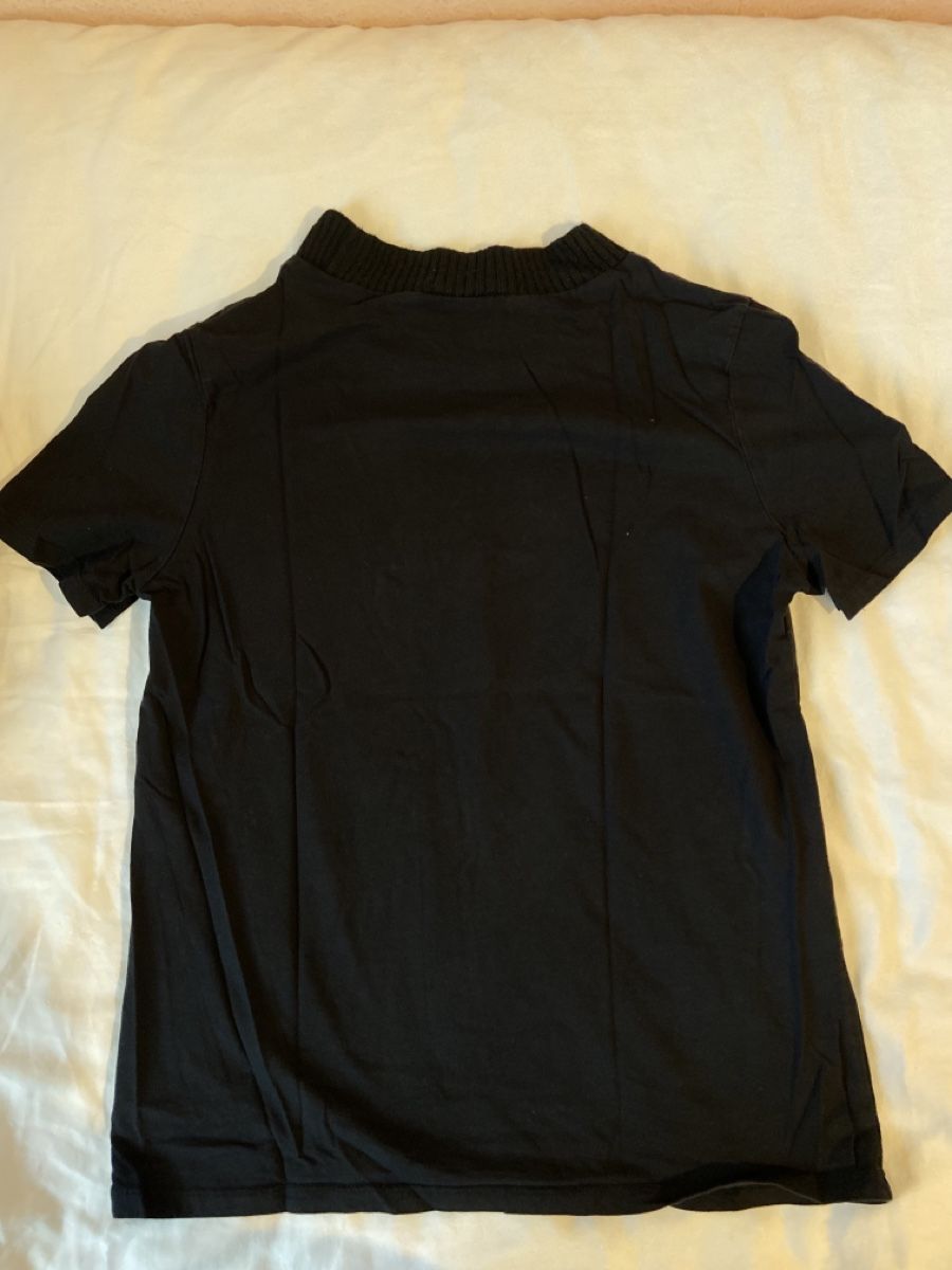 Zara T-shirt: T-shirt imprimé Zara – Usato da Chêne-Bougeries venduto da sor_9rzp 2