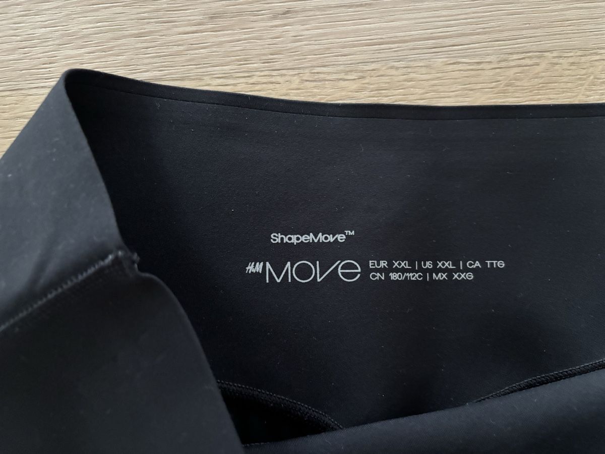 H&M Leggings: Leggins schwarz move H&M XXL – Usato da Gwatt (Thun) venduto da Bioethanol01 1