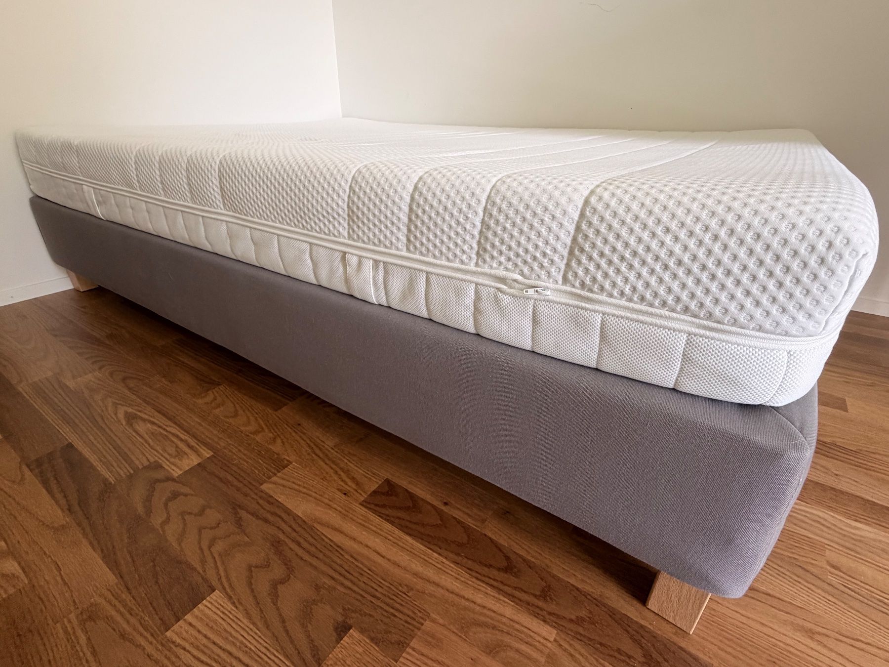 Ikea Letti: Bett inklusive Matratze ! – Usato da Thalwil venduto da ele_l8nb 5
