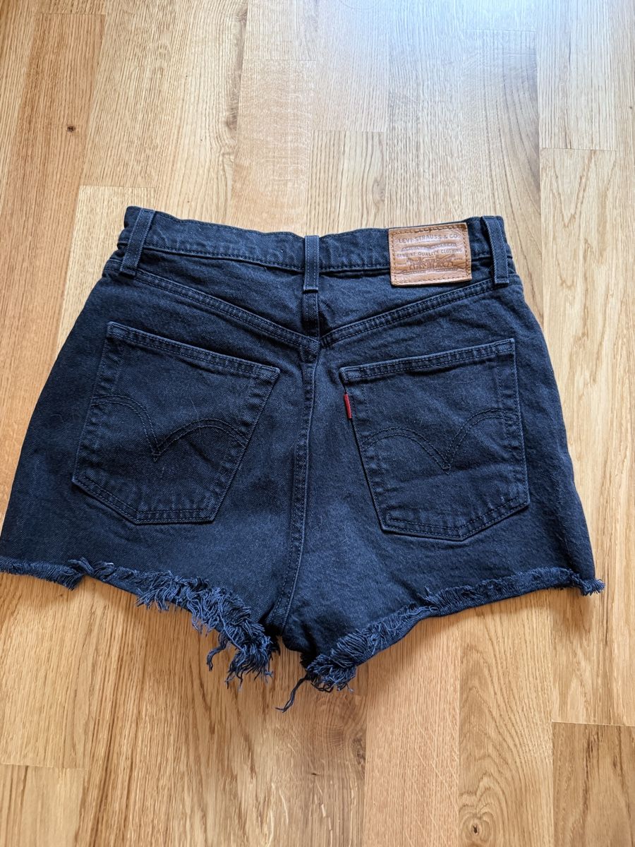 Levi's Jeans: Levi’s Ripcage shorts  – Gebraucht aus Luzern von AlinaParche 2