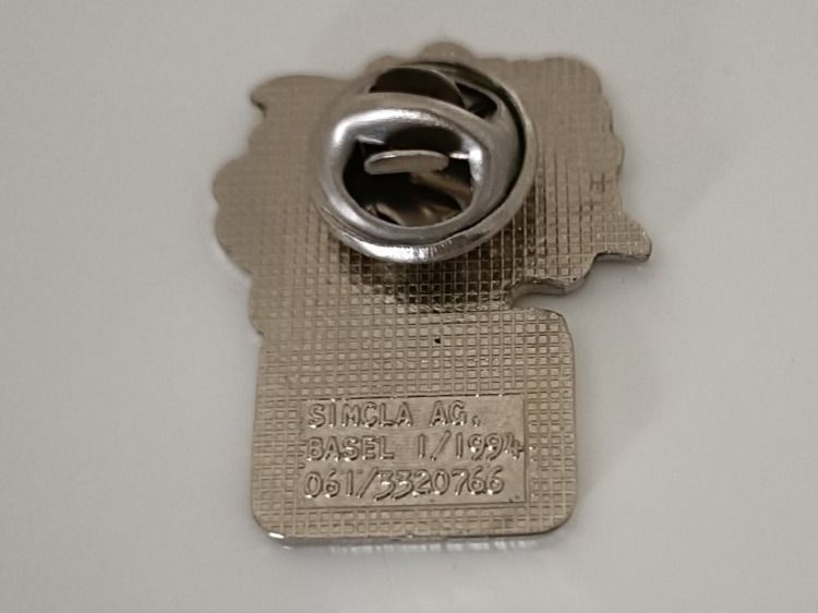 Placchette & Badge: Pin Möbel Märki - Box 4 – Usato da Köniz venduto da Pinscollect 1