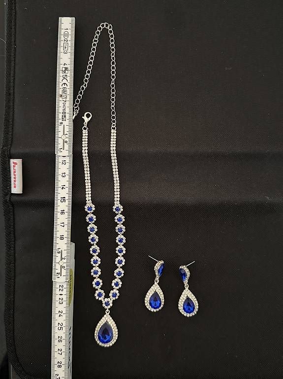 Autres bijoux: Schmuck Set Blau/ Glitzer – D'occasion à Kaltbach par samurai55 1