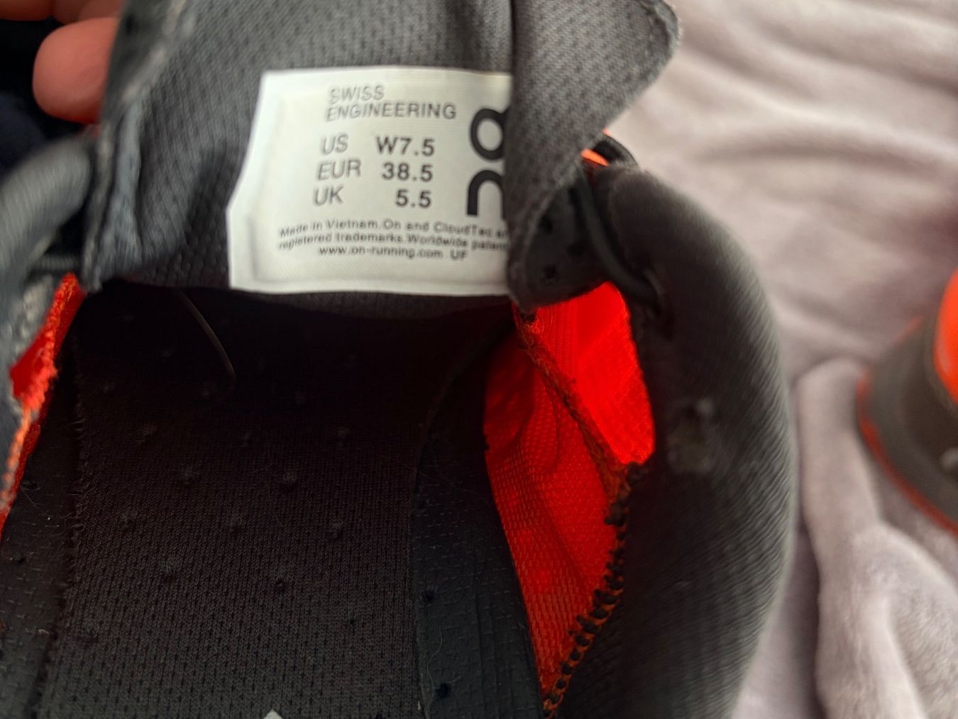 On Scarpe da donna: Trail running / trekking ON Shoes On Cloud Cloudventure Peak – Nuovo (secondo la descrizione) da Frauenfeld venduto da Vanityroom 1
