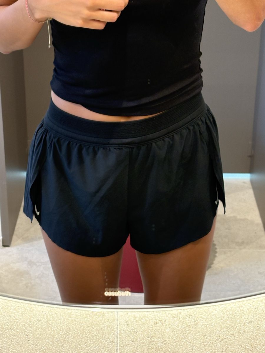 Nike Leggings: Nike black running shorts – Usato da La Conversion venduto da chi_td5v 1