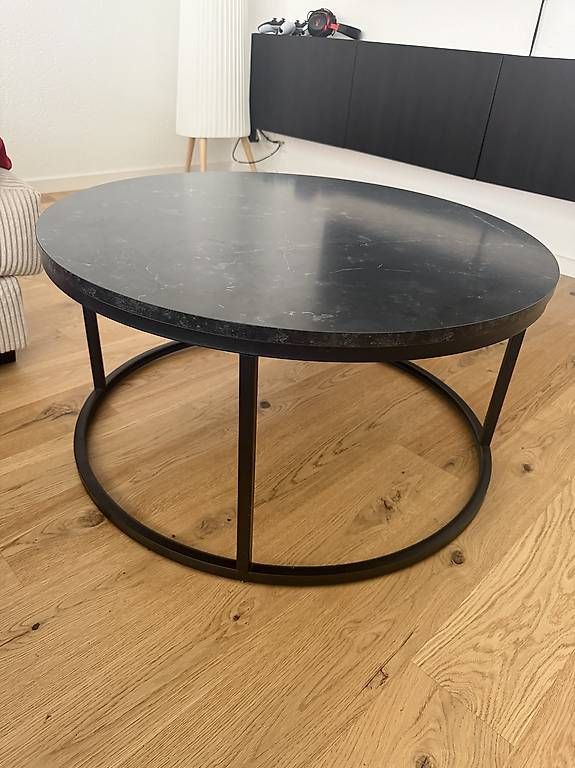 Tavoli: Moderner Couchtisch in Marmoroptik schwarz – Usato da Dällikon venduto da nit_l52s