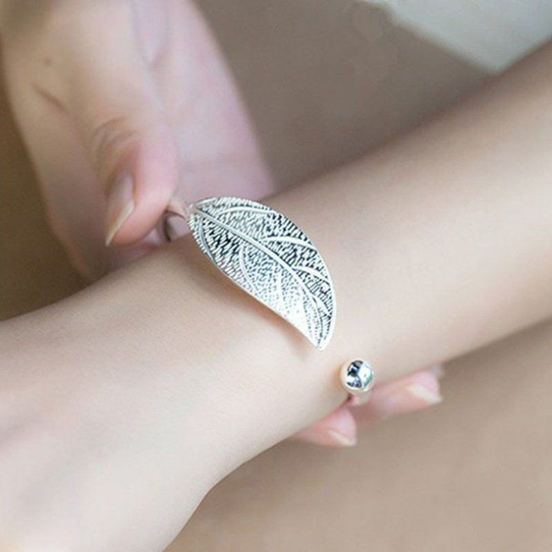 Sonstiger Schmuck: Silber Armreif "Blatt der Göttin" – Neu und originalverpackt aus Lichtensteig von JASAGO 1