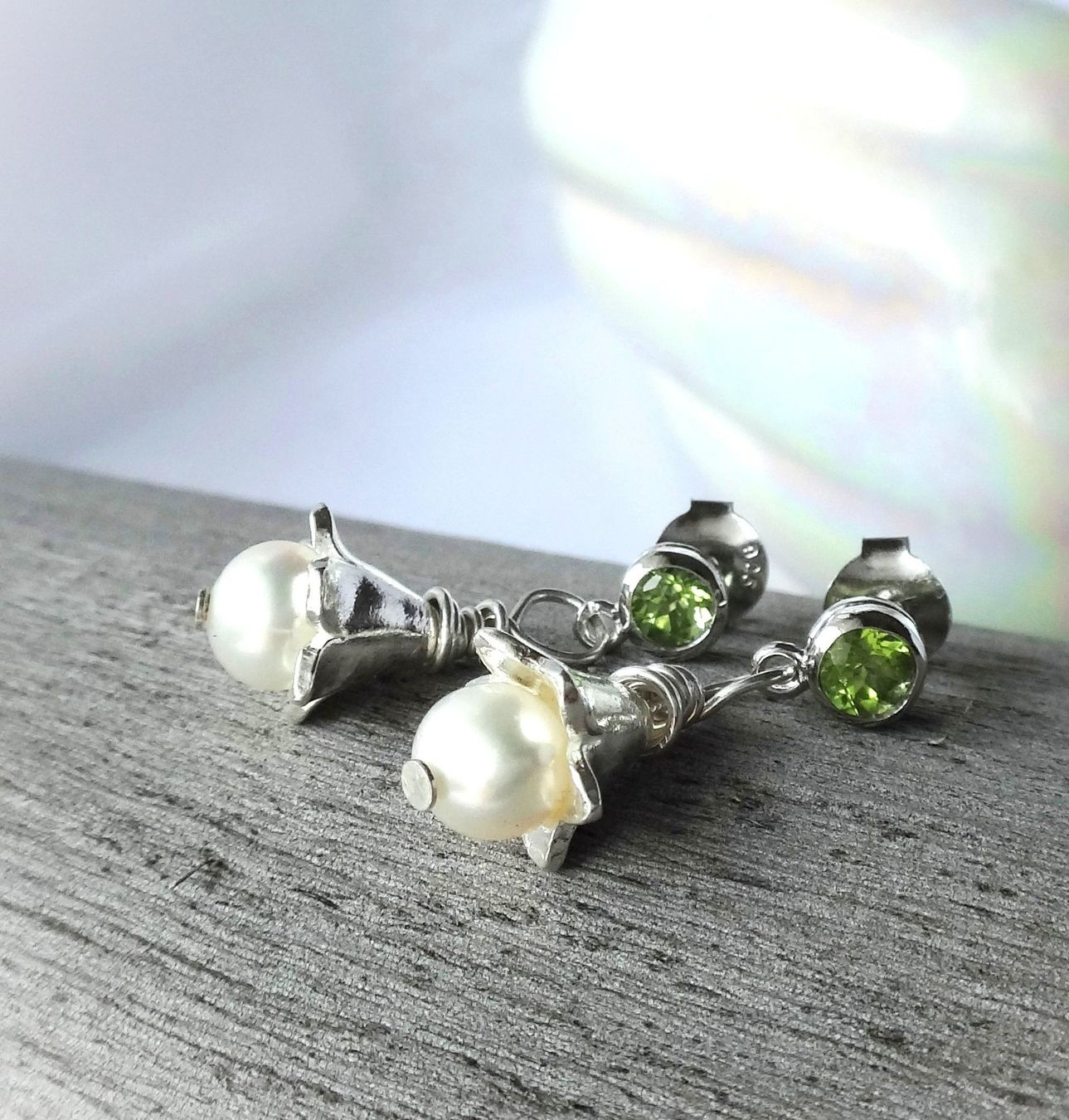 Boucles d'oreille: Ohrhänger Blume Silber 925 - Perle - Peridot NEU – Neuf avec emballage d'origine à Dielsdorf par kumsch