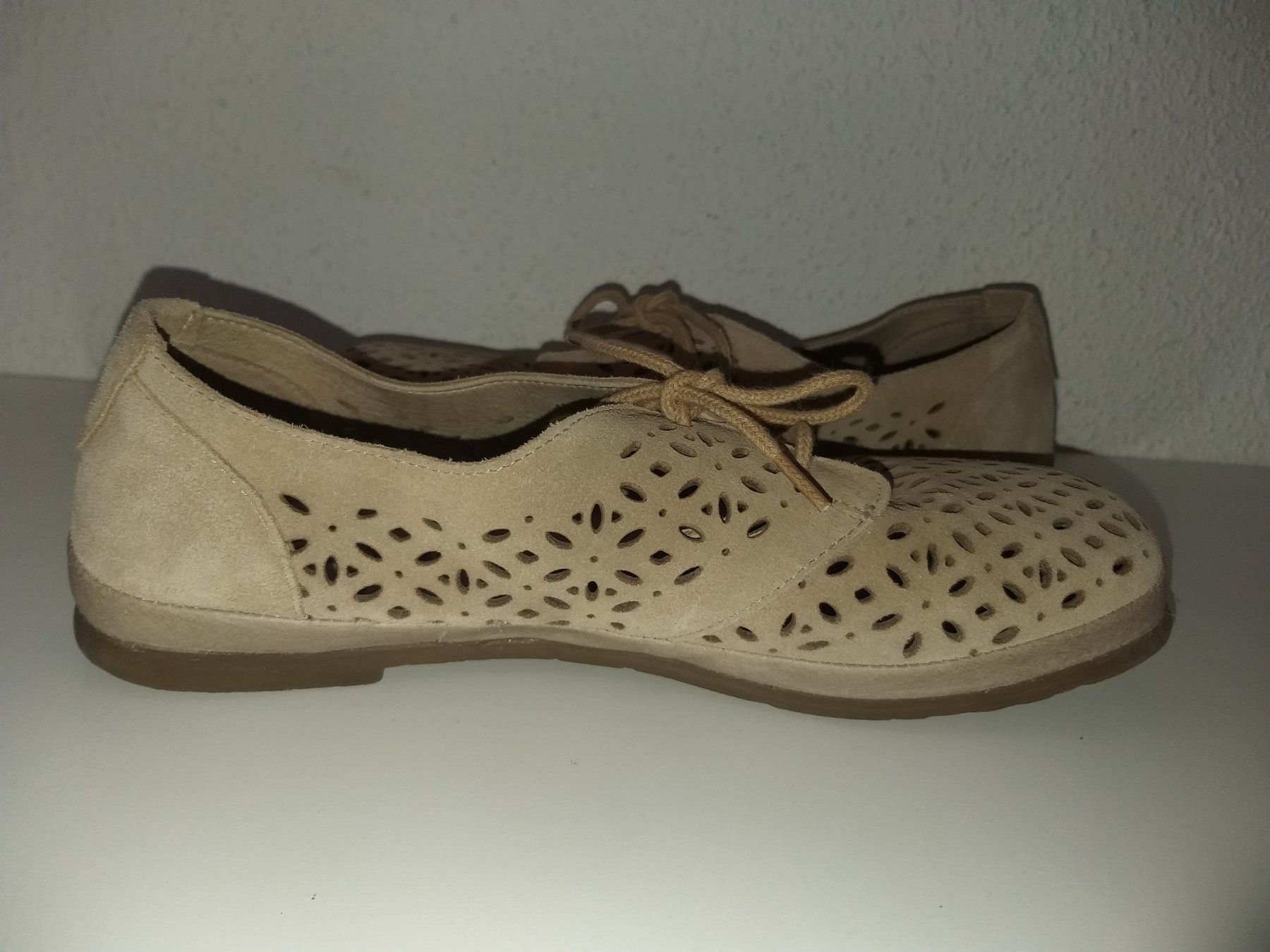Scarpe da donna: LADYSKO  Chaussures / Schuhe  Pointure / Nummer 36 – Usato da Cossonay-ville venduto da Super-Price-Quality 3