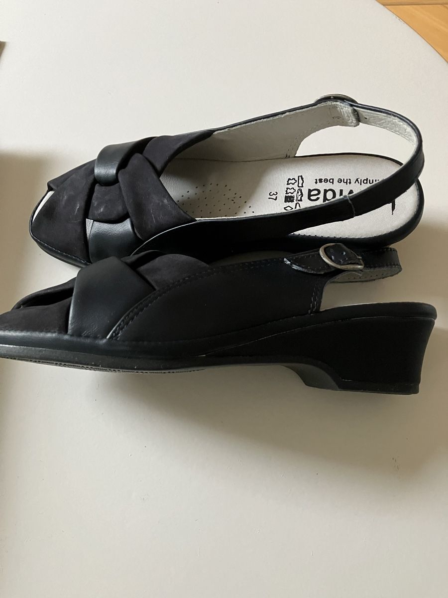 Damenschuhe: Sandaletten von Belvida NEU – Neu (gemäss Beschreibung) aus Belp von Bverona