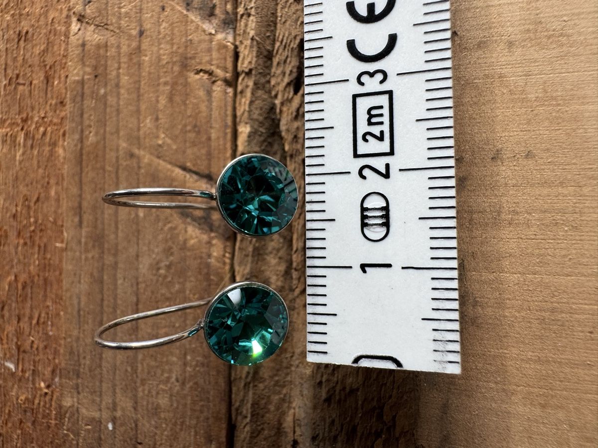 Boucles d'oreille: Schöne Ohrringe mit petrolfarbigem Glasstein – Neuf (Voir description) à Nesslau par laurazimtstern 3