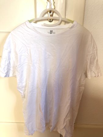 East Lower T-Shirt Weiss – Grösse L – Klassisches Basic