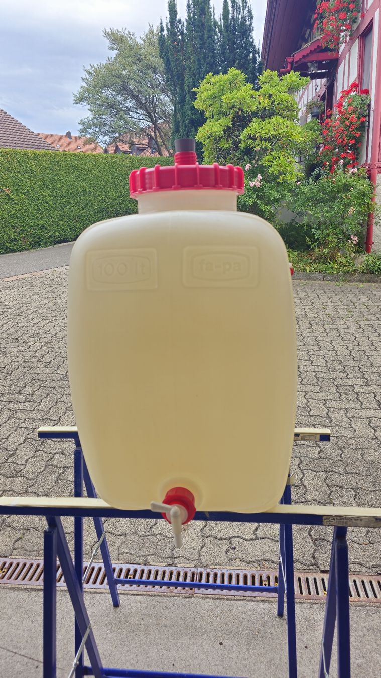 Accessoires: Mostfass 100 Liter – D'occasion à Auslikon par mgo_jfb6