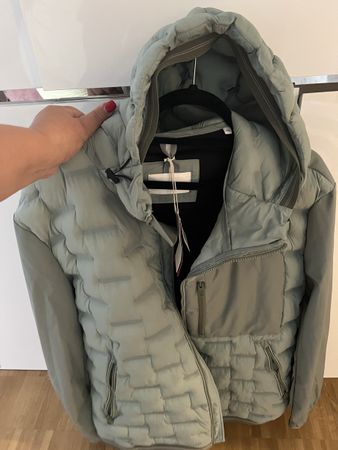 Jacke s.Oliver mit Kapuze Farbe grün Grösse XXL neu