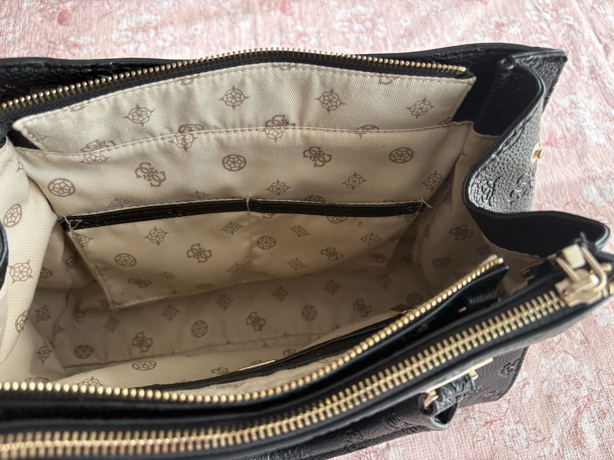 Guess Borse da donna: Guess Handtasche schwarz – Usato da Neuhausen am Rheinfall venduto da AbisZallesdabei 9