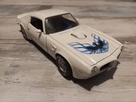 Pontiac Trans-Am 1/18 ERTL