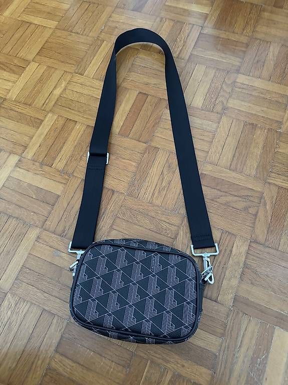 Taschen: Sacoche Lacoste  – Gebraucht aus Morges von bir_9rsr 3