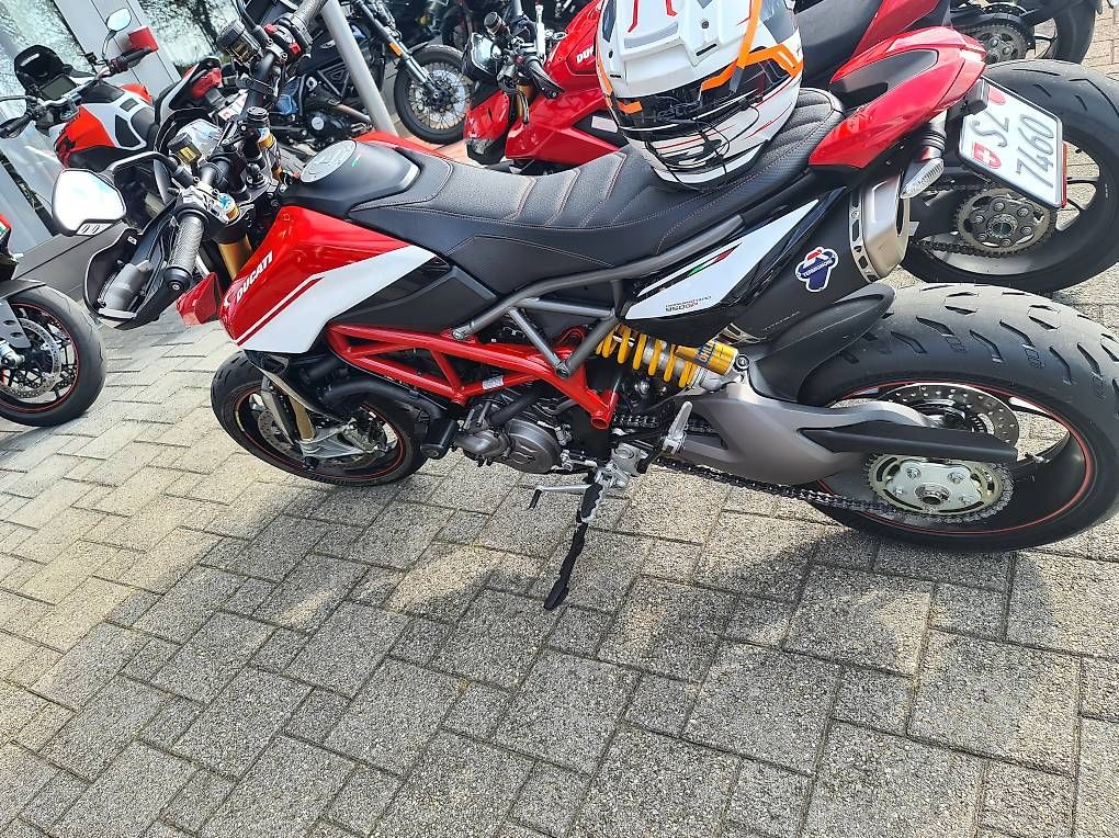 Strada: Ducati Hypermotard 950 SP – Usato da Galgenen venduto da LGT10 2