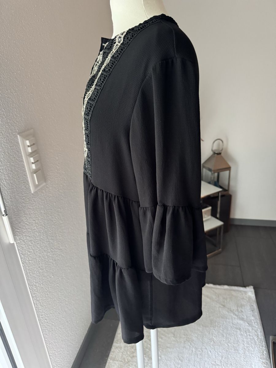 Tuniche: Schwarzer Tunika mit Rüschen & Spitze Gr. 38 – Nuovo (secondo la descrizione) da Olten venduto da bir_k96n 2