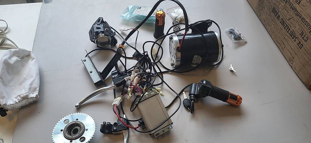 Karts: Elektro Bausatz Gokart komplett – D'occasion à Rheineck par inf_kv7d