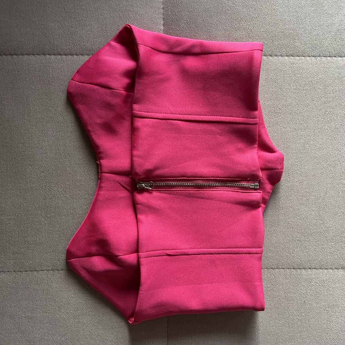 Top: Pinke top – Usato da Cunter venduto da tiramisuuu_ 1