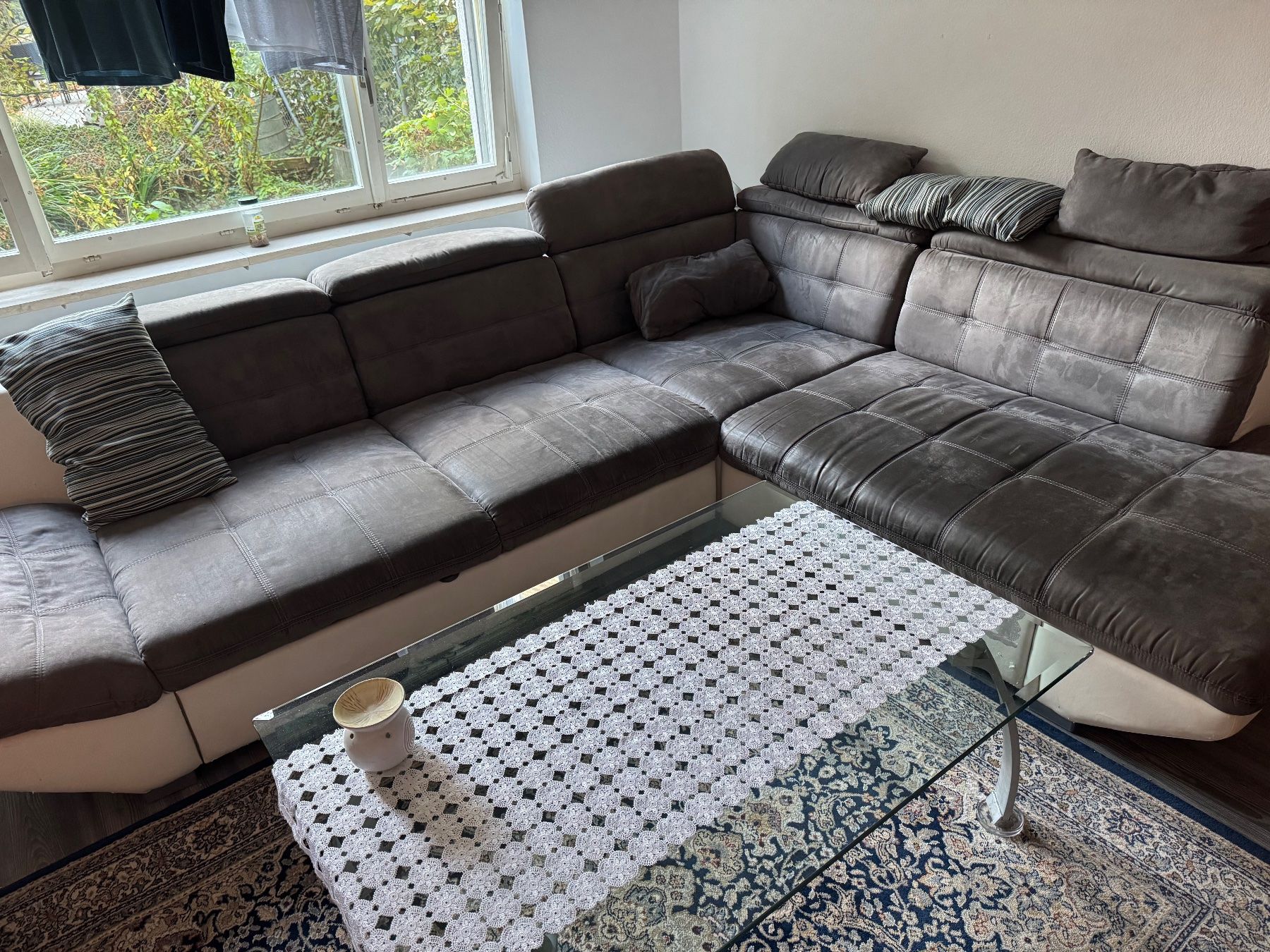 Sofas: Eckschlafsofa mit Stauraum, – Gebraucht aus Basel von pes_jd5b