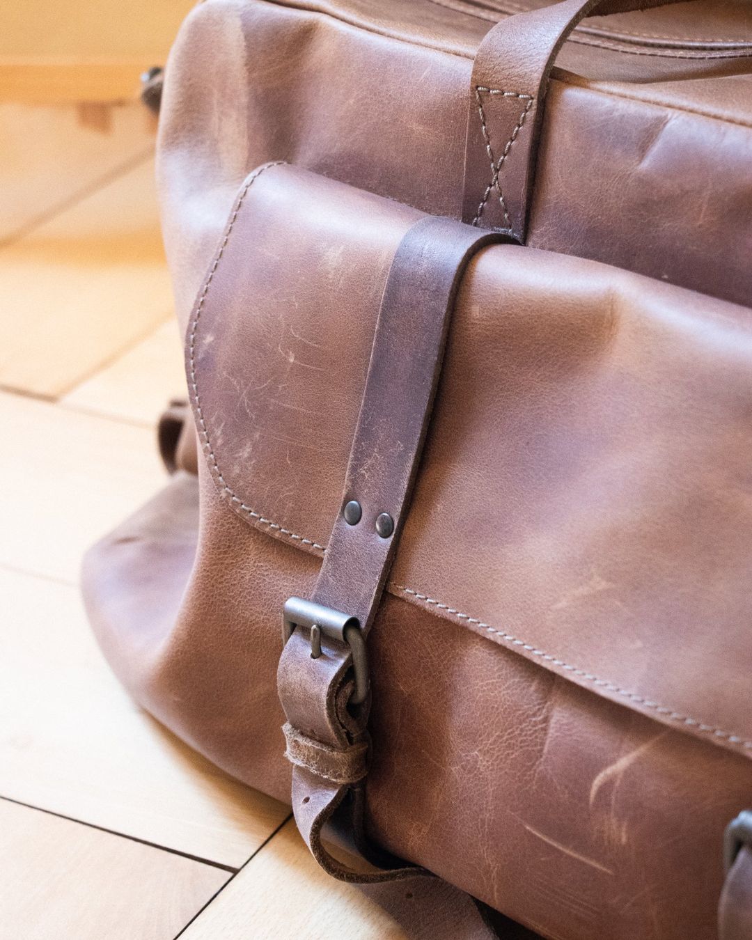 Aunts & Uncles Borse: aunts & uncles Weekender | Reisetasche aus Leder – Usato da St.Gallen venduto da celiance 2