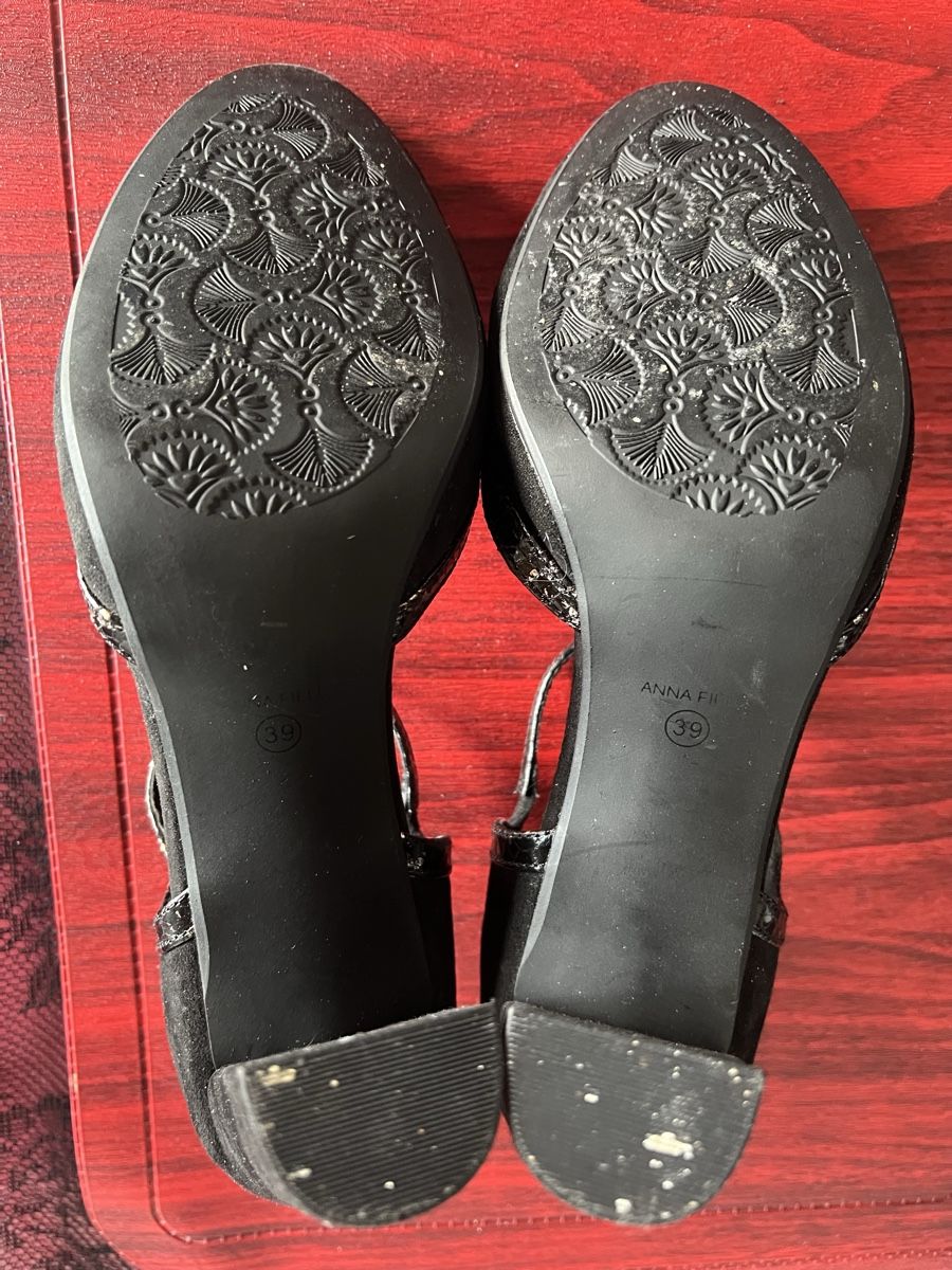Anna Field Scarpe da donna: Anna Field Escarpins élégants T 39 - Talons bloc chic – Usato da Chézard-St-Martin venduto da Cheyenne_75 2