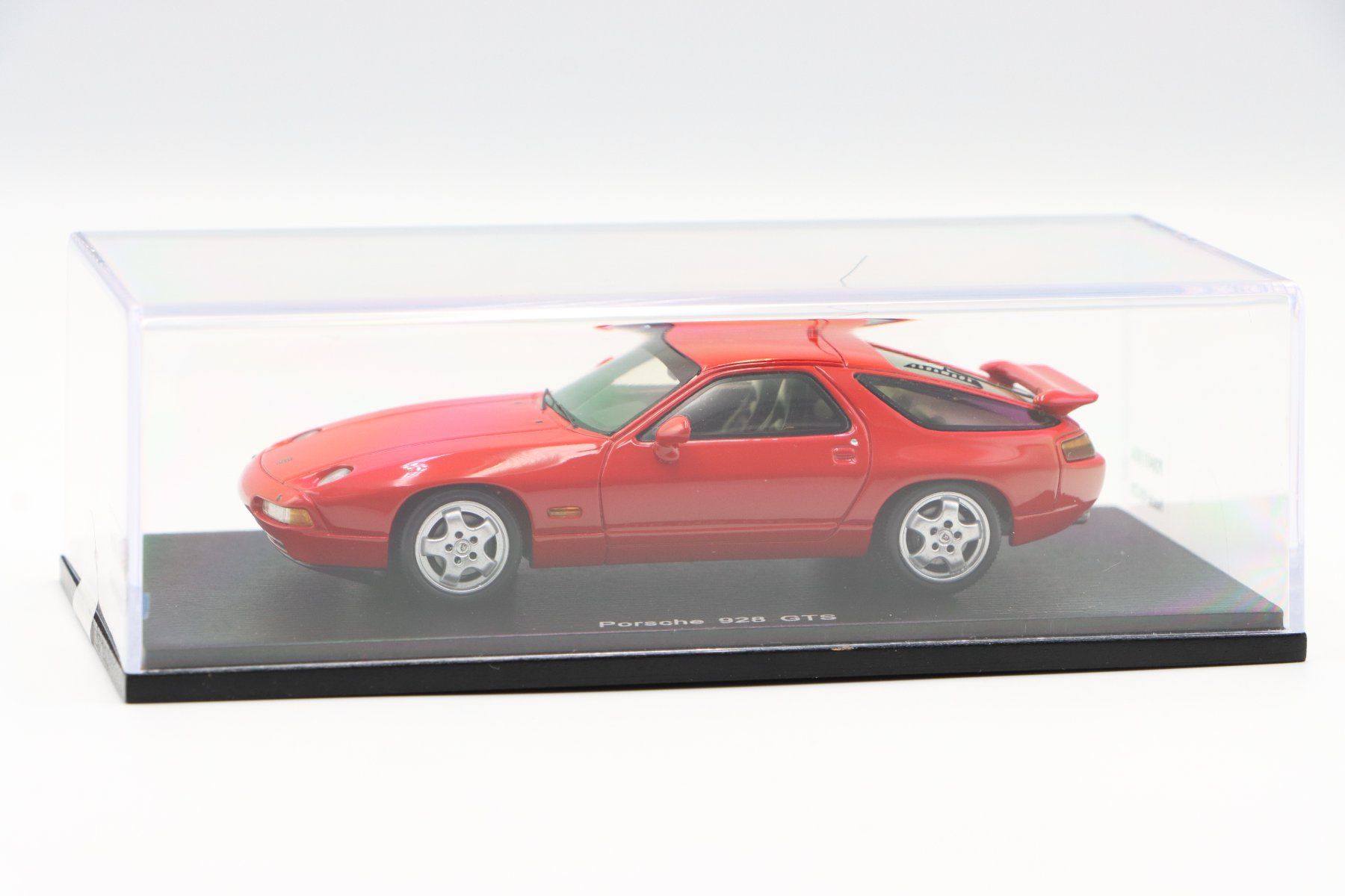 Porsche Modellini d'auto: Porsche 928 GTS 1992 1:43 Spark – Nuovo e nell'imballaggio originale da Bühl b.Aarberg venduto da modelldiecast 5