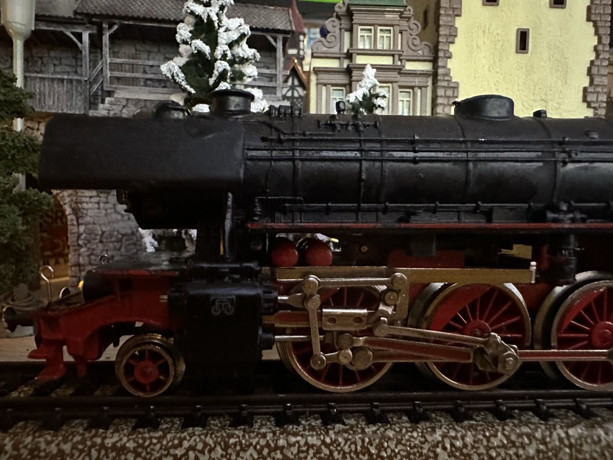 Märklin Modellini di ferrovie: Märklin 3005 DB BR 24 – Usato da Lupsingen venduto da New-Haven 1