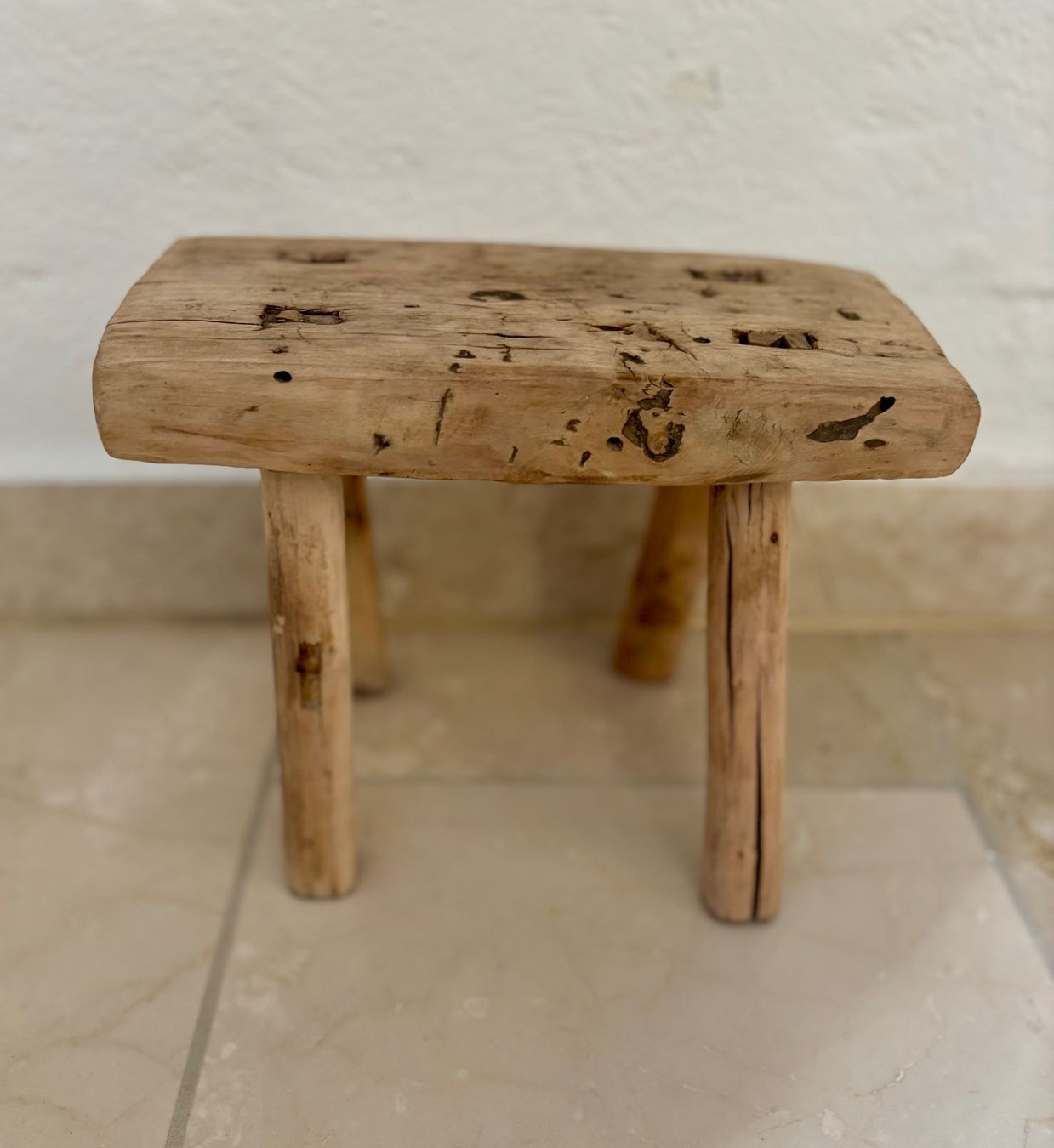 Sgabelli: Asiatischer alter kleiner Hocker – Usato da Richterswil venduto da 0207lifestyle 3