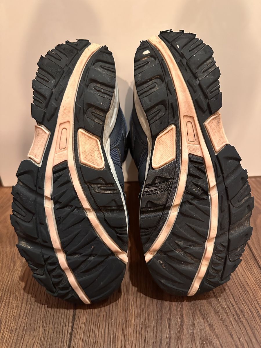 46 Nord Schuhe für Jungen: Kinder Wanderschuhe 46 Nord, Waterproof, Grösse 36 – Gebraucht aus Kreuzlingen von sunshine_1975 2