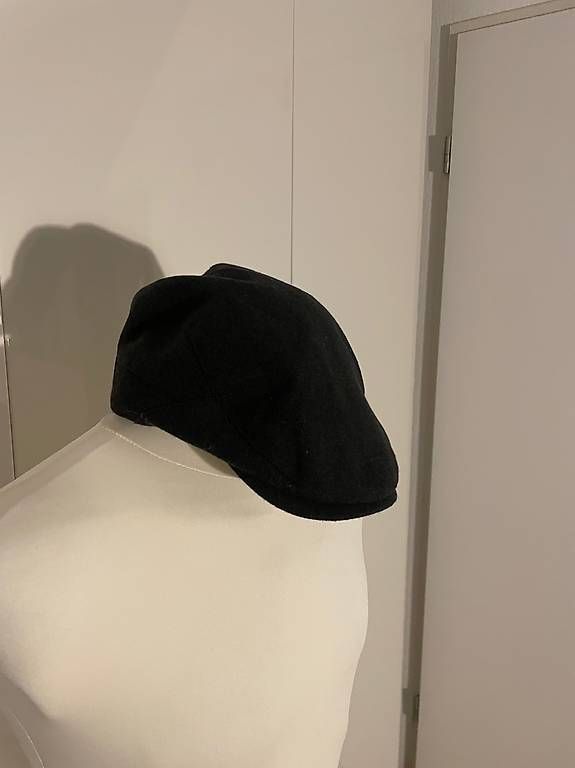 Copricapi, berretti & cappellini: C&A Herrenmütze – Usato da Wädenswil venduto da H2H_Secondhandshop